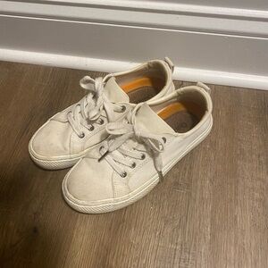 Quince Casual Cream/White Canvas Sneakers